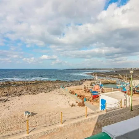 San Cristobal De La Laguna Sleeps 3 Wifi * La Santa