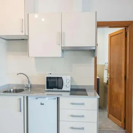 San Cristobal De La Laguna Sleeps 3 Wifi La Santa